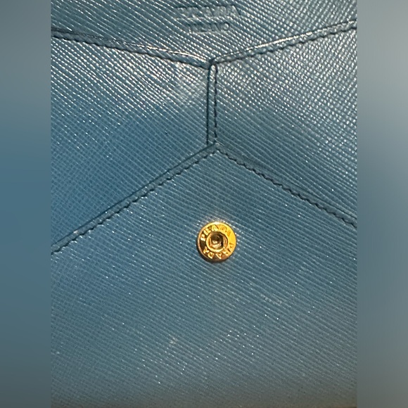 COPY - Prada Vitello Grain Blue Envelope Wallet w/unbranded Chain - Picture 9 of 14